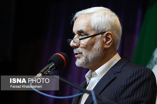 مهرعلیزاده: با قطع وابستگی به دلار با ریال زندگی کنیم