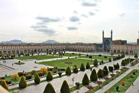 Isfahan should be introduced to the world