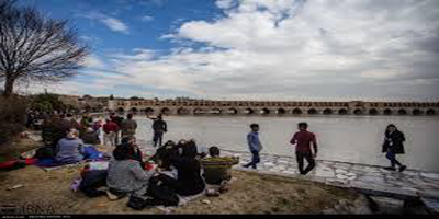 وقتی رود تمدن ساز زاینده رود در حد کانال آبرسانی تنزل می یابد