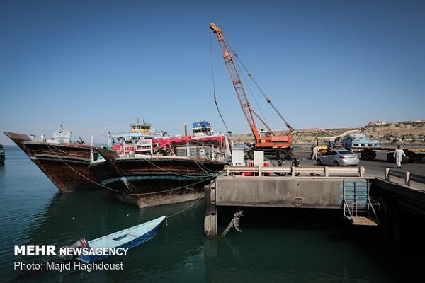 ۲۹ domestic, foreign firms keen on investing in Chabahar port