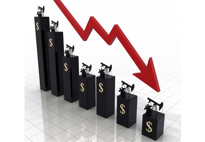 Oil Drops to 21-Year Low with Storage Filling as Demand Shrivels