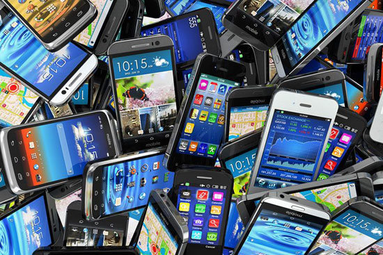 افزایش قیمت موبایل حبابی است/ احتمال بالا رفتن قیمت گوشی در بازار