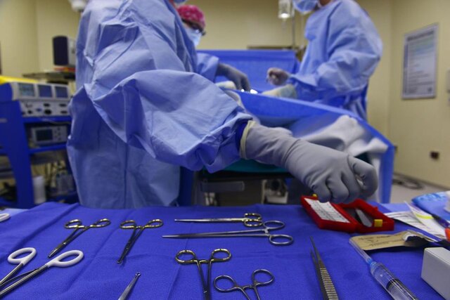 انجام عمل جراحی لاپاراسکوپیک پیشرفته در بیمارستان کودکان امام حسین(ع) اصفهان