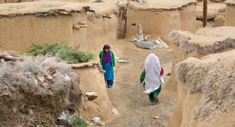 فرصت طلایی بیمه برای روستاییان و عشایر اصفهان