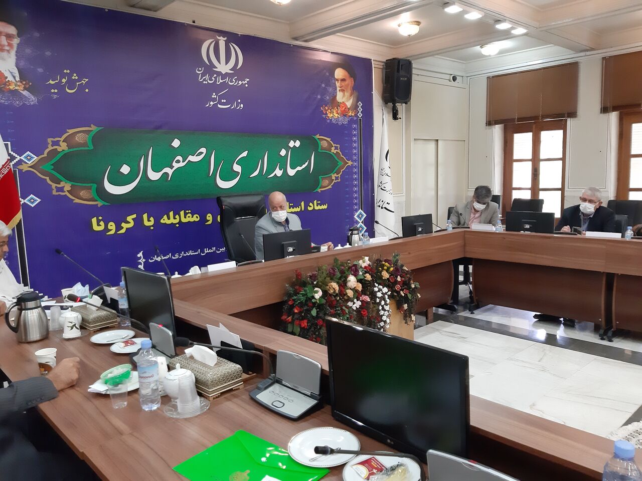 استاندار: ۶۵۰ خیریه در اصفهان فعالیت دارد