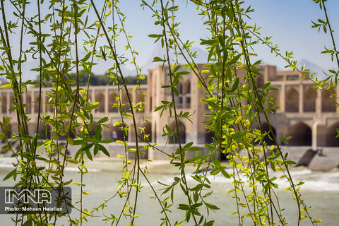 کیفیت هوای اصفهان “قابل قبول” است