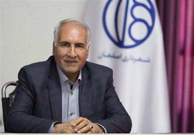 شهردار اصفهان: ۱۴ ماه از قرارداد اتوبوس ها گذشته بود که ما بر سر کار آمدیم / بدهی دوره قبل را تسویه کردیم