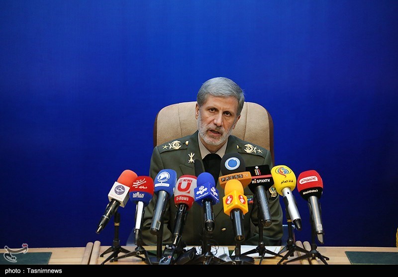Defense Minister Warns of Action If Karabakh War Bullets Hit Iran Again