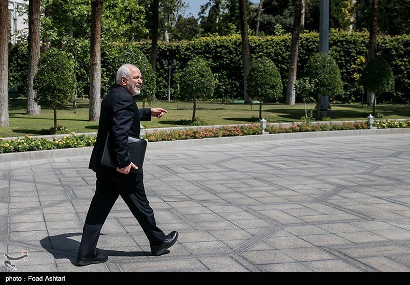 Zarif Dismisses Story on Iran’s Contact with Biden Team