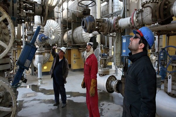 Iran able to manufacture over 85% of oil industry equipment