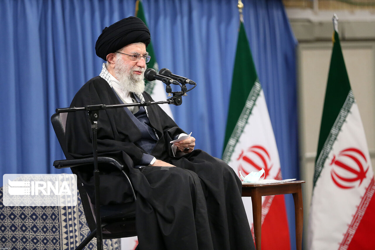 Leader urges US to lift all sanctions against Iran in practice  
