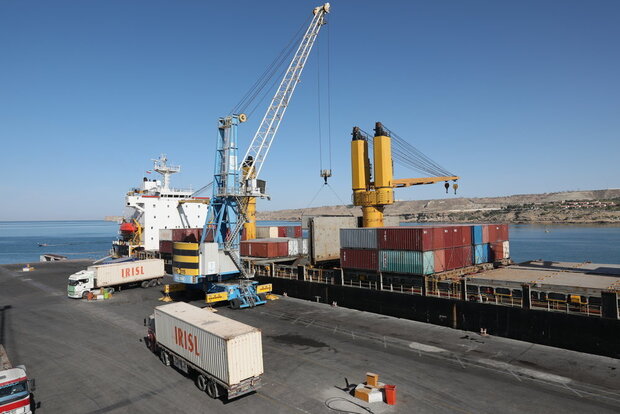Import of basic goods via Chabahar port up 71%: Official