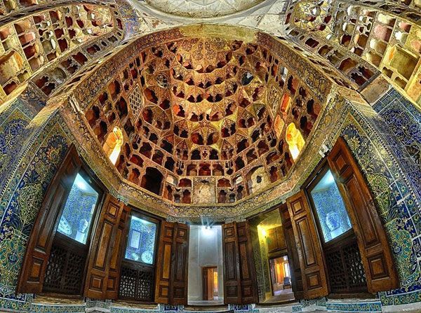 ایجاد جاذبه‌های گردشگری مذهبی با رویکرد اشتغال‌زایی مهمترین برنامه اوقاف اصفهان است
