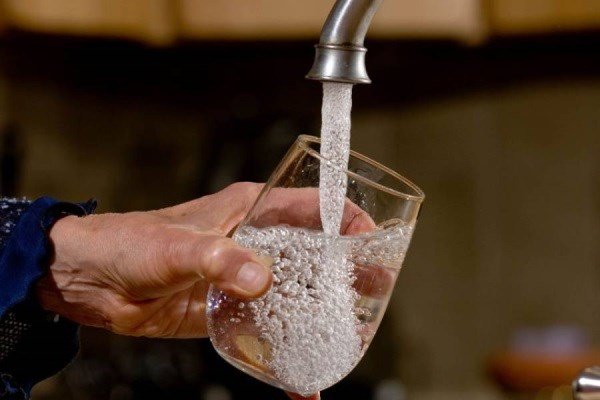 توضیحات روابط عمومی آبفای استان در مورد ادعاهای مطرح شده در خصوص ناسالم بودن آب شرب اصفهان