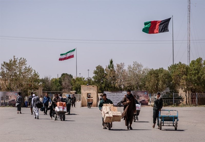 Afghan Border Guards Flown Back to Kabul: Iran’s Police