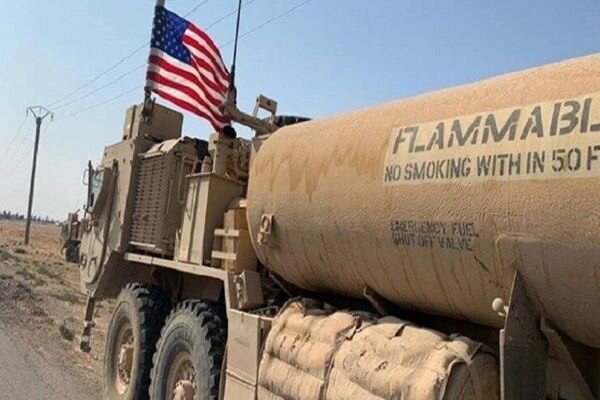 US forces continue to loot Syrian oil: report