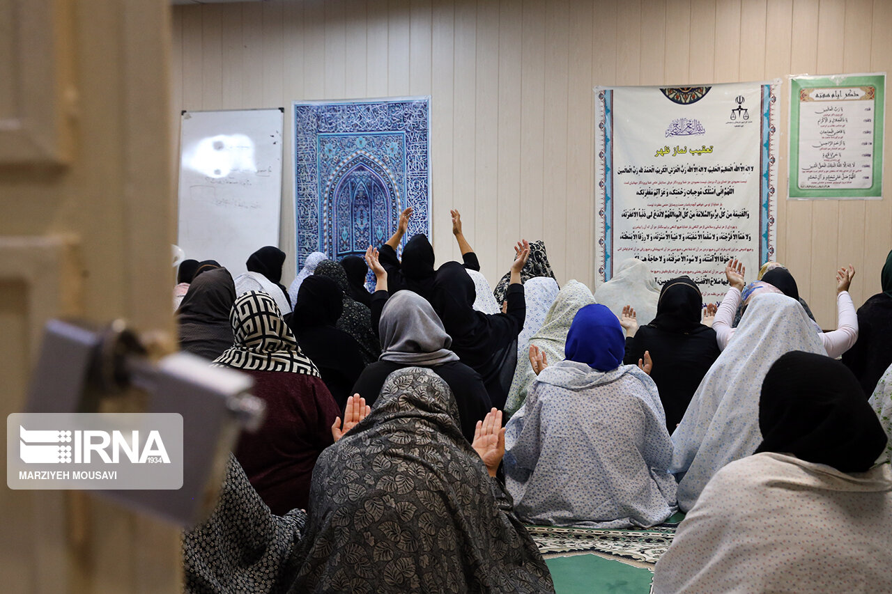 ۱۰۸ مادر زندانی با حمایت آستان قدس رضوی آزاد شدند