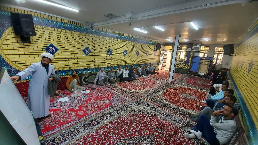 محرومیت زدایی از محلات اصفهان با اجرای طرح‌های اشتغالزایی