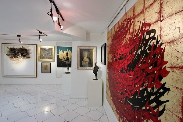 «به رنگ عید» نمایشگاه و فروشگاه آثار اساتید هنرمند تجسمی اصفهان
