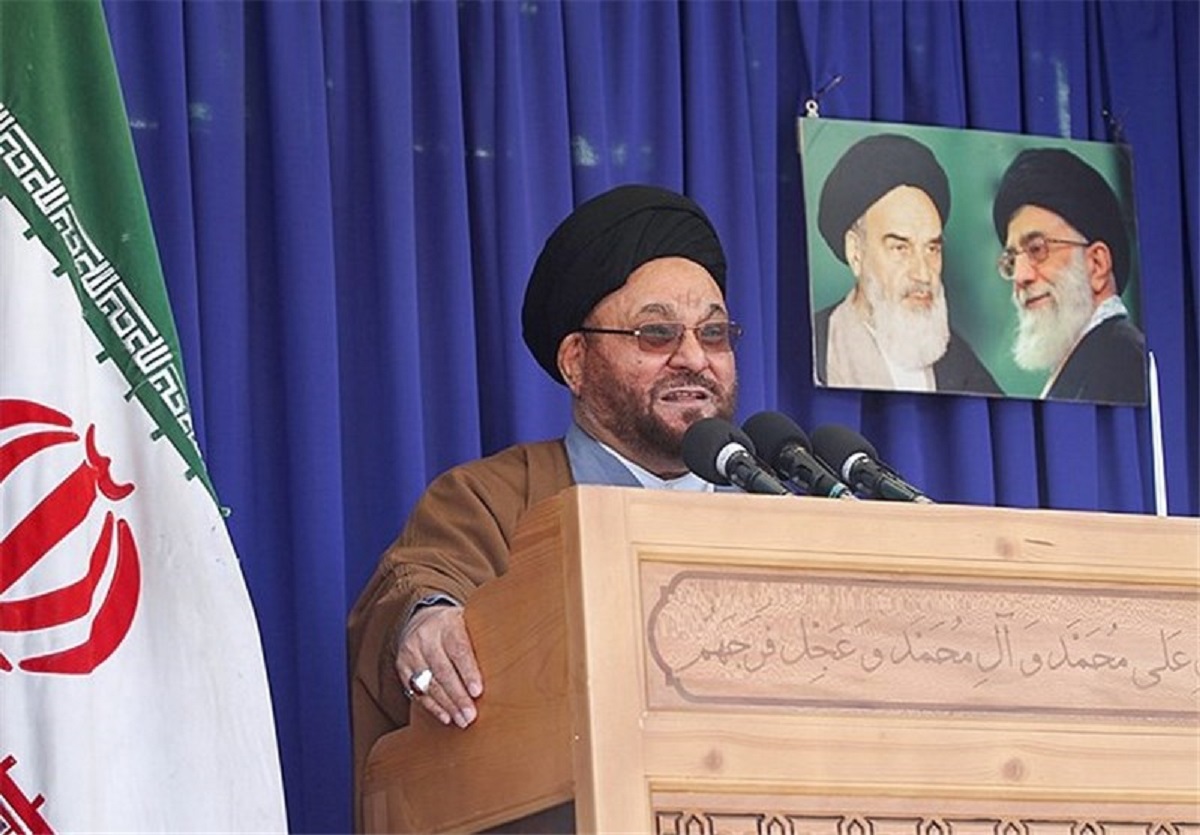 دشمنان خواهان تسلیم شدن ما هستند