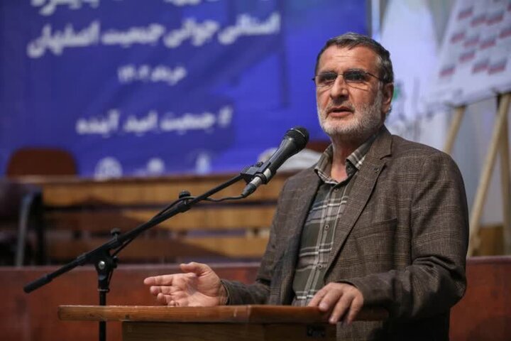 برپایی نمایشگاه معرفی و ارائه خدمات تشکل‌های مردمی در اصفهان