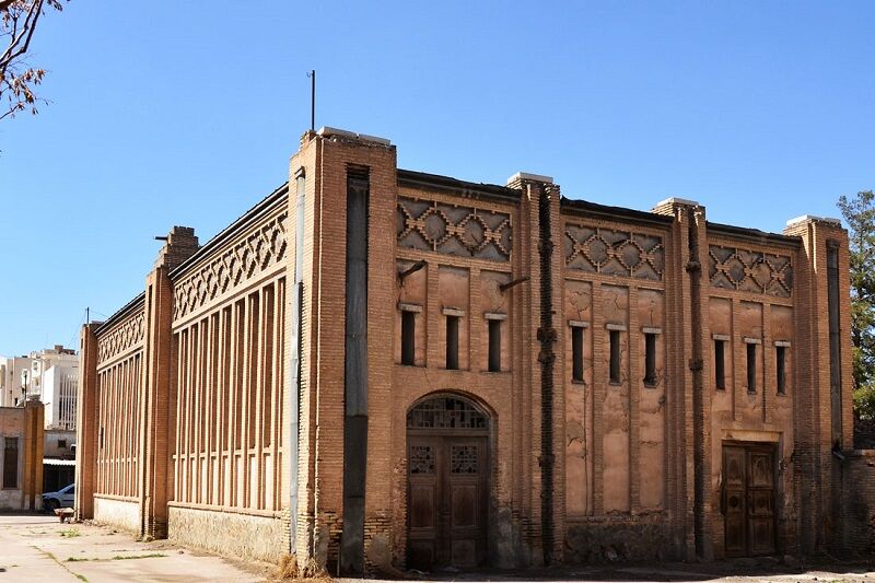 کارخانه ریسباف بطور رسمی به اداره کل میراث فرهنگی استان تحویل شد