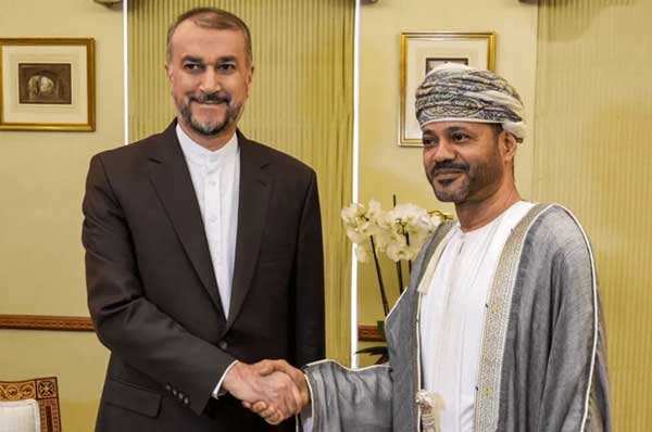 Oman’s top diplomat in Tehran for talks
