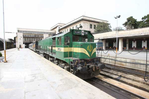 Number of Iran’s operation-ready locomotives rises 18%