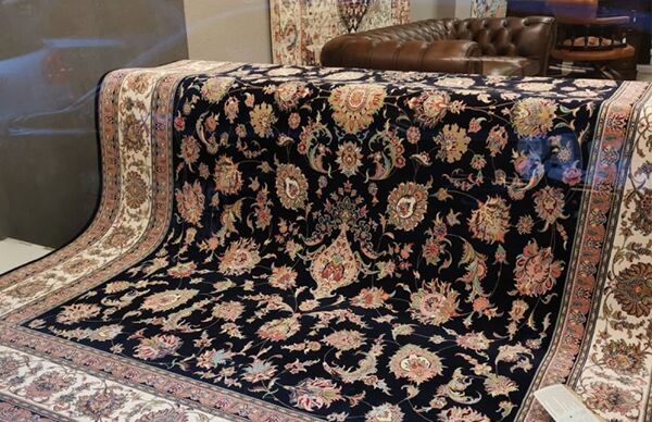 اصفهان رتبه نخست کشور در تولید فرش ماشینی را دارد