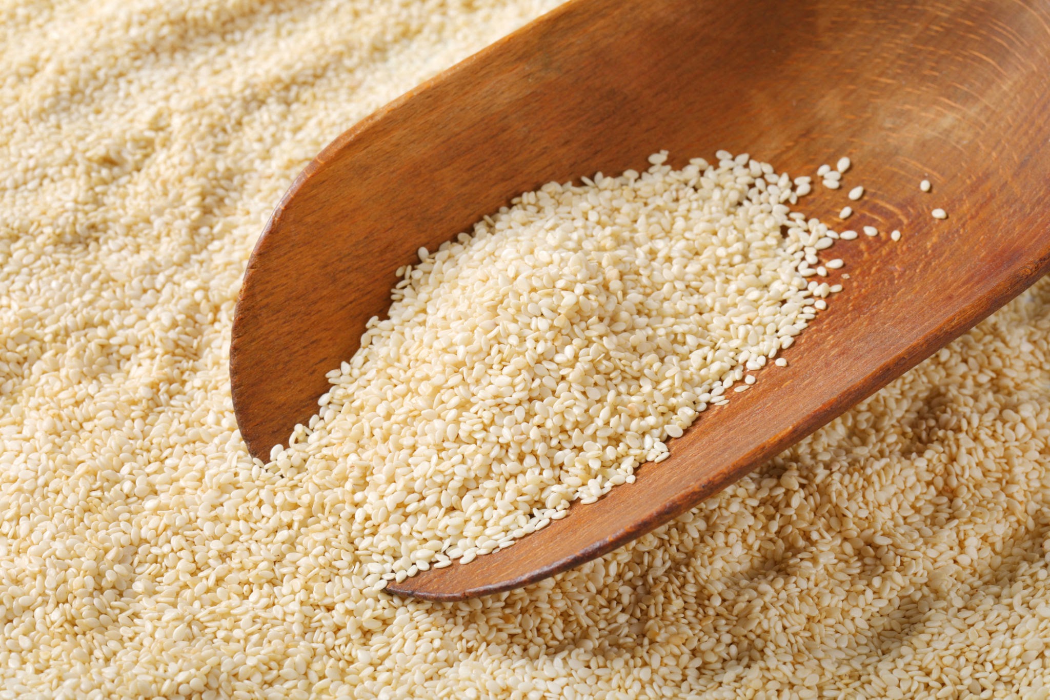 ۱۰ Science-Backed Benefits of Sesame Oil