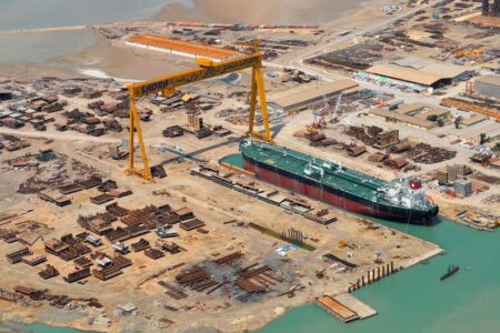 Domestic manufacturers in deals worth $86m to build 10 vessels for IRISL