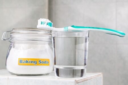 How to Whiten Teeth With Baking Soda