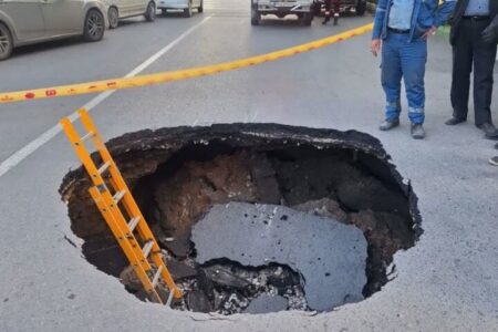 فرو  نشست در اصفهان هر روز بیشتر از دیروز