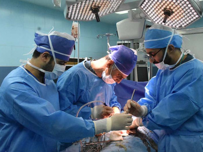 دو عمل موفق پیوند عروق دست در بیمارستان فاطمه الزهرا (س)