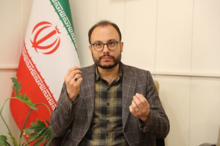 داستان‌درمانی به‌عنوان یک رویکرد موثر برای حلّ مشکلات خلقی و رفتاری