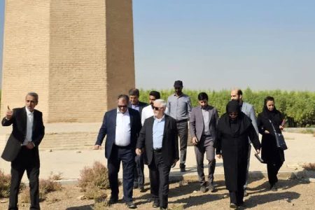 تحول اقتصاد منطقه با بناهای تاریخی اصفهان