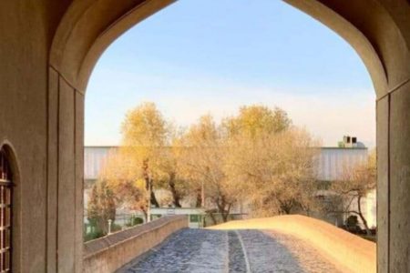 قدیمی‌ترین پل تاریخی اصفهان در حصار  سوله ها و سازه ها
