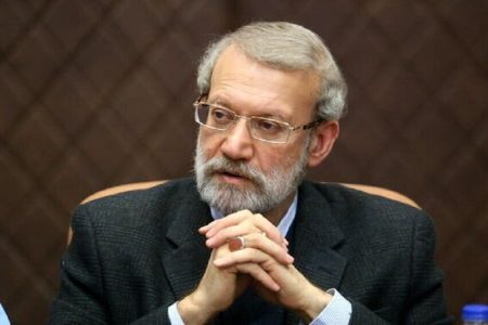Larijani delivers Leader’s message in visits to Lebanon, Syria