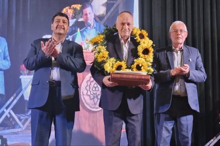 تجلیل از نخبگان ملی و بین المللی شهرستان خمینی شهر