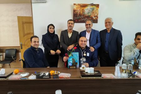 قهرمانان پارالمپیک سفیر افتخاری موسسه ستارگان درخشان
