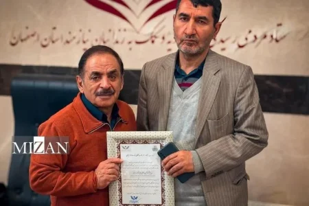 «عمو رشید» دو زندانی معسر مالی را آزاد کرد