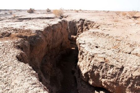 فروش آبخوان ها نجف آباد را زمین گیر می کند