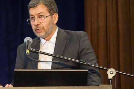 نماز جمعه پل ارتباطی بین مردم و حاکمیت است