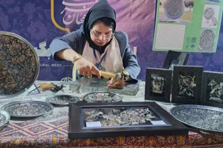 تهدید معیشت چهار میلیون نفر در زنجیره صنایع دستی ایران