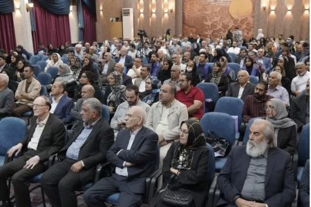 ضیافت گلریزان انجمن صرع اصفهان در هتل آسمان برگزار شد