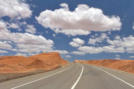 مدرن‌سازی زیرساخت‌های اقتصادی