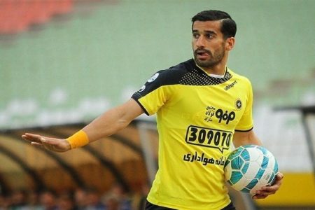 بازگشت حاج صفی با بازوبند کاپیتانی