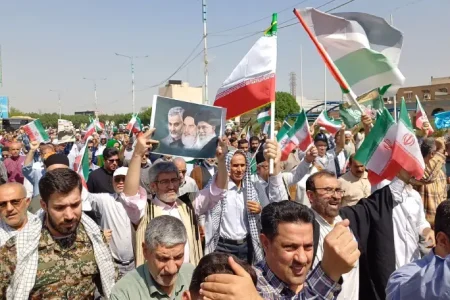 طنین جمعه خشم و نصر همزمان با سوگ اهل بیت (ع)