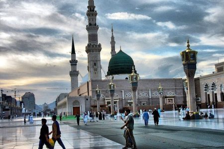 هله پیوسته سرت سبز و لبت خندان باد