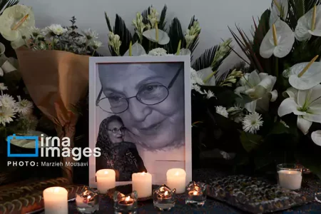 ثمینه باغچه‌بان دختری که همیشه بهار داشت